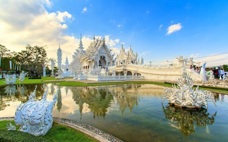 Chiang Mai & Bangkok Tour Packages: Culture Meets City Life